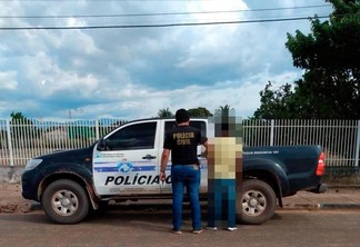 Após a prisão, o ajudante de pedreiro foi conduzido para Delegacia em Bonfim (Foto: Divulgação)