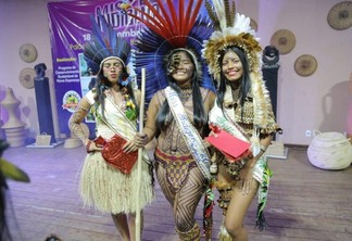 Dez candidatas das etnias Macuxi, Wapichana, Sapará e Taurepang participaram da primeira edição do concurso no Estado (Foto: Divulgação)