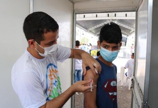 Adolescentes serão vacinados a partir de fevereiro (Foto: Nilzete Franco)