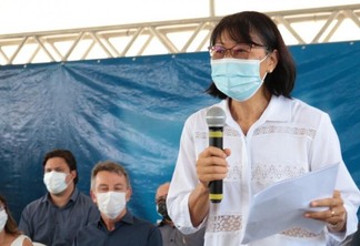 Elizabeth Fukuda, durante o seu discurso, na assinatura de ordem de serviço. (Foto: Nilzete Franco FolhaBV)