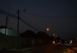 A Prefeitura informou que a previsão é que em alguns dias os locais estejam com a iluminação restaurada (Foto: Arquivo FolhaBV)