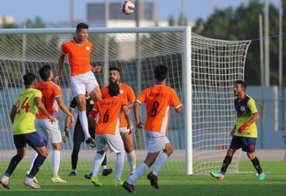 Arar perde de goleada, mas atacante roraimense Vanilson marca em sua estreia na Arábia Saudita. (Foto: divulgação - Arar FC)