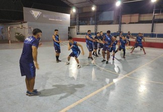 Equipe vivaziana intensifica preparação para rodada decisiva do Estadual. (Foto: Neuda Kart - Vivaz)