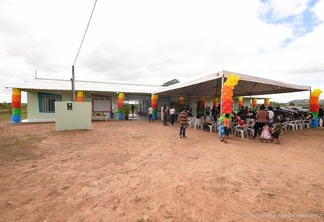 A Escola Municipal Indígena Martins Pereira da Silva fica localizada na comunidade do Morcego, localizada na Terra Indígena Serra da Moça, Região Murupú. (Foto: Divulgação)