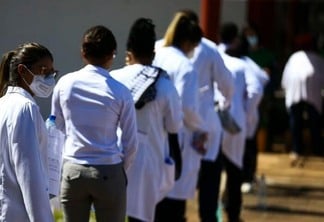 O Revalida busca subsidiar a revalidação, no Brasil, do diploma de graduação em medicina expedido no exterior (Foto: Divulgação)