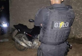 Devido à motocicleta  ter um rastreador, a empresa de segurança monitorou o deslocamento e paradeiro do veículo. (Foto: Divulgação)
