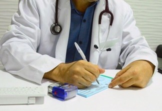 As vagas são para médicos Clínico Geral e especialistas (Foto: Arquivo FolhaBV)