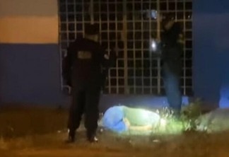 Policiais militares, ao chegarem ao local da ocorrência, constataram o homem caído no chão (Foto: Divulgação)
