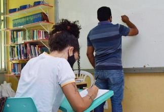 Escola Lobo D'almada é uma das unidades que vai receber projeto piloto do novo método de ensino (Foto: Nilzete Franco/FolhaBV)