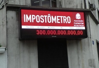 Painel físico do Impostômetro está localizado no Centro Histórico de São Paulo (Foto: Divulgação/ACSP)