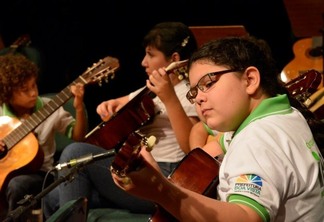 Projeto tem a missão de promover a prática e o conhecimento musical de forma gratuita e solidária (Foto: Divulgação/PMBV)