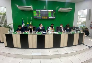 A mesa diretora da Câmara Municipal de Boa Vista na sessão dessa terça-feira (Foto: Divulgação)