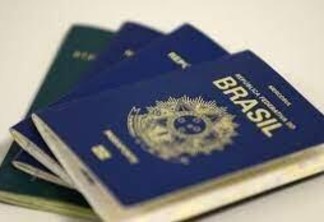 A portaria que vai regulamentar a entrada de ucranianos por meio do passaporte humanitário (Foto: Marcelo Camargo/Agência Brasil)