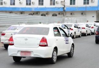 As taxas de serviços de transporte dos motoristas de táxi convencional e de lotação estão dispostas na Lei Complementar nº 1.233/2009, do Código Tributário Municipal (Foto: Nilzete Franco Folha BV)
