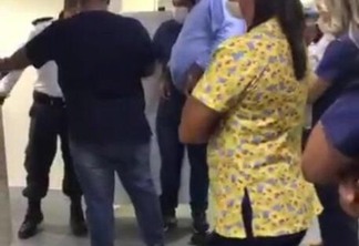 O deputado estadual Dhiego Coelho entrou em uma unidade de saúde estadual e teria entrado em atrito com a diretora da unidade (Foto: Reprodução)