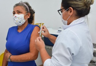 Imunização terá sete pontos presenciais em UBS e dois pontos drive-thru (Foto: Divulgação/SEMUC)