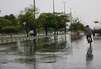 Climatempo prevê períodos nublados com chuva a qualquer hora (Foto: Nilzete Franco/FolhaBV)
