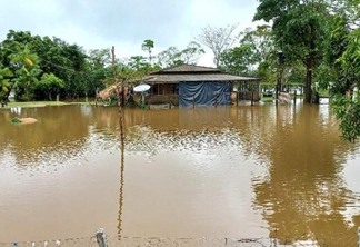 Zonas mais distantes da sede de Alto Alegre ficaram completamente alagadas durante o pior momento das chuvas (Foto: Divulgação)
