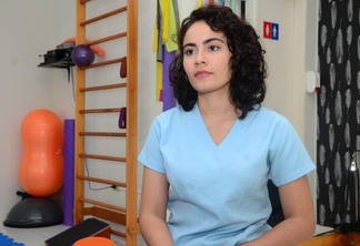 A fisioterapeuta Angélica Almeida em entrevista a Folha (Foto: Nilzete Franco/Folha BV)