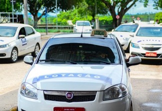 Táxi-lotação no Centro de Boa Vista (Foto: Arquivo Semuc)