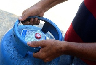 O Auxílio Gás é bimestral, pago a cada dois meses (Foto: Nilzete Franco/Folha BV)