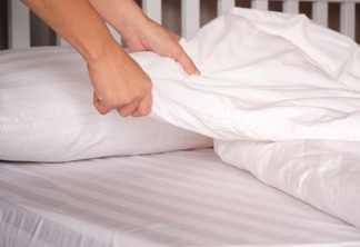 Ela ressalta que lençóis limpos e trocados podem podem evitar reaçoes alérgicas, principalmente para crianças e bebês (Foto: Divulgação)