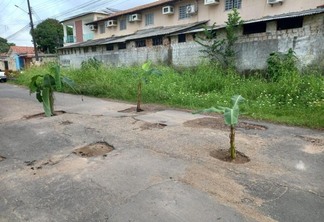 Um dos moradores conta que o asfalto foi feito há mais de 30 anos e não suporta mais o tráfego (Foto: Arquivo Pessoal)