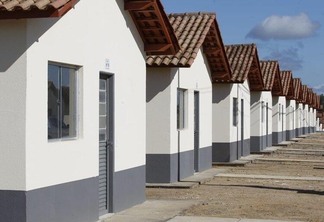 As famílias interessadas no financiamento imobiliário devem procurar as construtoras dos imóveis que pretendem comprar, além da Caixa Econômica Federal (Foto: Divulgação)