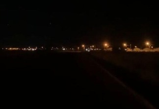 De acordo moradores, a maioria das lâmpadas dos postes estão queimadas e as ruas estão no escuro (Foto: Arquivo pessoal)