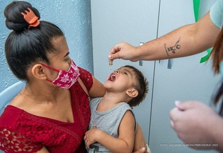 A vacinação contra a Poliomielite é para crianças menores de cinco anos de idade e a Campanha de Multivacinação para atualização da caderneta de vacinação da criança e do adolescente (Foto: Katarine Almeida/PMBV)