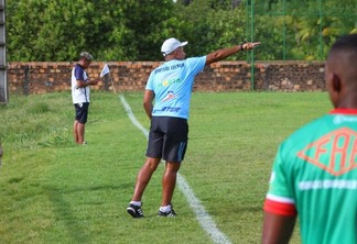 Edynho Silva é o técnico atual campeão do Estadual Sub-17 (Foto: Divulgação)