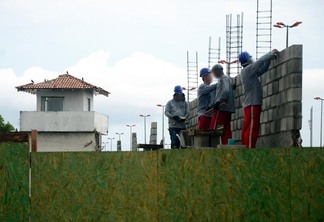 Durante a reforma, segurança da unidade prisional foi reforçada. ( Foto: Nilzete Franco/ Folha BV)
