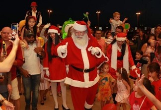 Papai Noel será recepcionado por personagens natalinos e fanfarra (Foto: Divulgação)