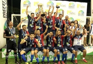 Asatur Sports levanta caneco da Copa Boa Vista de futebol sociaty. Crédito: divulgação