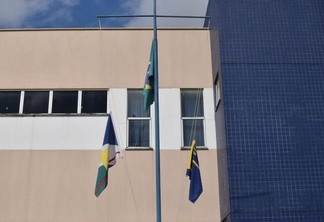 Na data incluída no calendário oficial do Estado, a bandeira nacional será hasteada a meio-mastro (Foto: Arquivo FolhaBV)