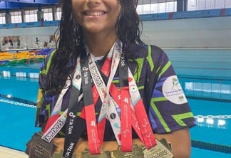 Ana Clara chegou a treinar em igarapés e hoje se destaca em campeonatos nacionais de natação - Foto: Divulgação/UFRR