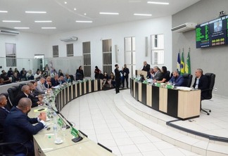 O plenário da Câmara Municipal de Boa Vista durante votação do orçamento municipal (Foto: Nilzete Franco/FolhaBV)