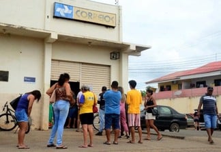 Conforme um denunciante, os atendimentos estavam demorando de 20 a 30 minutos por pessoa  (Foto: Nilzete Franco/Folha BV)