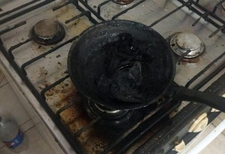 Objeto foi deixado no fogão e quase provoca incêndio no conjunto residencial (Foto: Divulgação)
