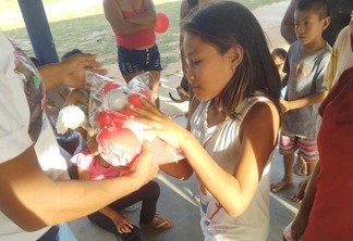 O projeto “Natal dos sonhos”, levou brinquedos, cestas básicas e roupas para os residentes. (Foto: Arquivo pessoal)