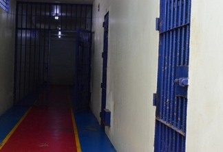 Auxílio-reclusão é pago apenas aos dependentes do segurado preso em regime fechado - Foto: Nilzete Franco/FolhaBV