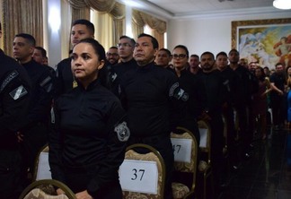 Cerimônia de posse da segunda turma do exame realizado em 2020 ocorreu no Palácio Senador Hélio Campos, no Centro Cívico (Foto: Isabella Cades)