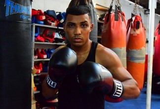 O lutador roraimense Guidson Pereira vai competir no Shooto Boxing (Foto: Wenderson Cabral/FolhaBV)