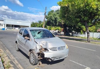 Um dos carros envolvidos nos acidentes (Foto: Marília Mesquita/Folha BV)