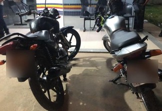 Motocicletas apreendidas foram encaminhadas ao 5° Distrito Policial (Foto: Divulgação)