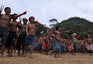Indígenas da Terra Yanomami (Foto: Arquivo Funai)