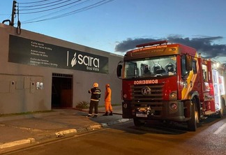 Incêndio foi controlado por equipe do Corpo de Bombeiros - Foto: Adriele Lima/FolhaBV
