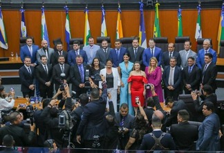 Os deputados estaduais de Roraima durante a solenidade de posse em 1º de janeiro de 2023 (Foto: Nonato Sousa/SupCom ALE-RR)