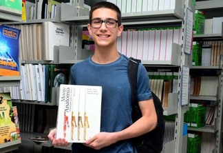 Pedro passou por um intensivo de estudo entre janeiro e fevereiro para fazer as provas de adiantamento de série. (Foto: Nilzete Franco/FolhaBV)