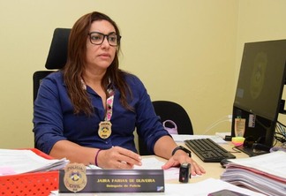 Delegada Jaira Farias, titular do NPCA e em exercício na Deam. (Foto: Nilzete Franco)